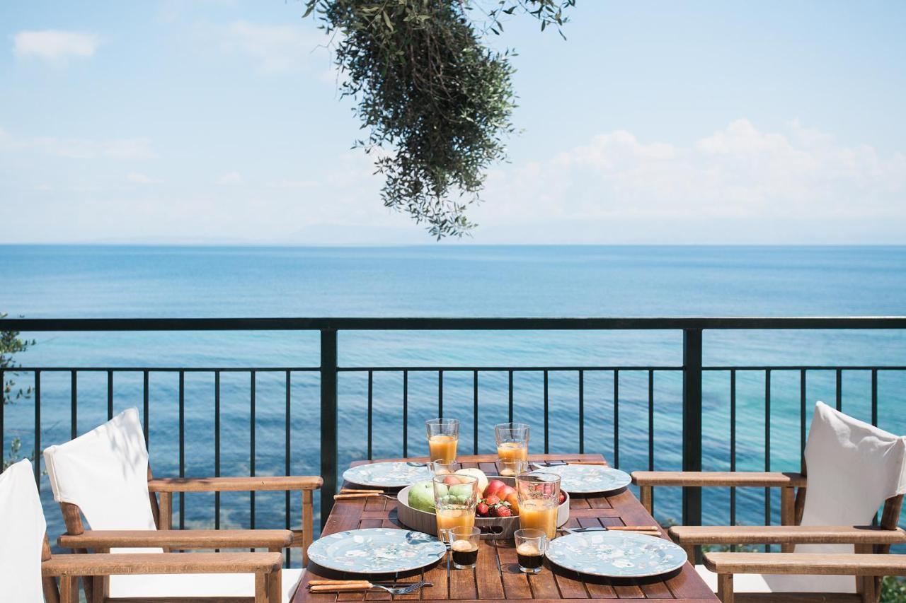 Paul Seafront House Villa Mesongí Екстериор снимка