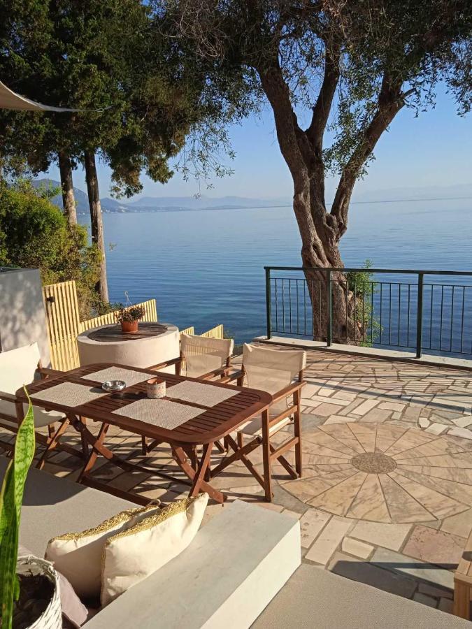 Paul Seafront House Villa Mesongí Екстериор снимка