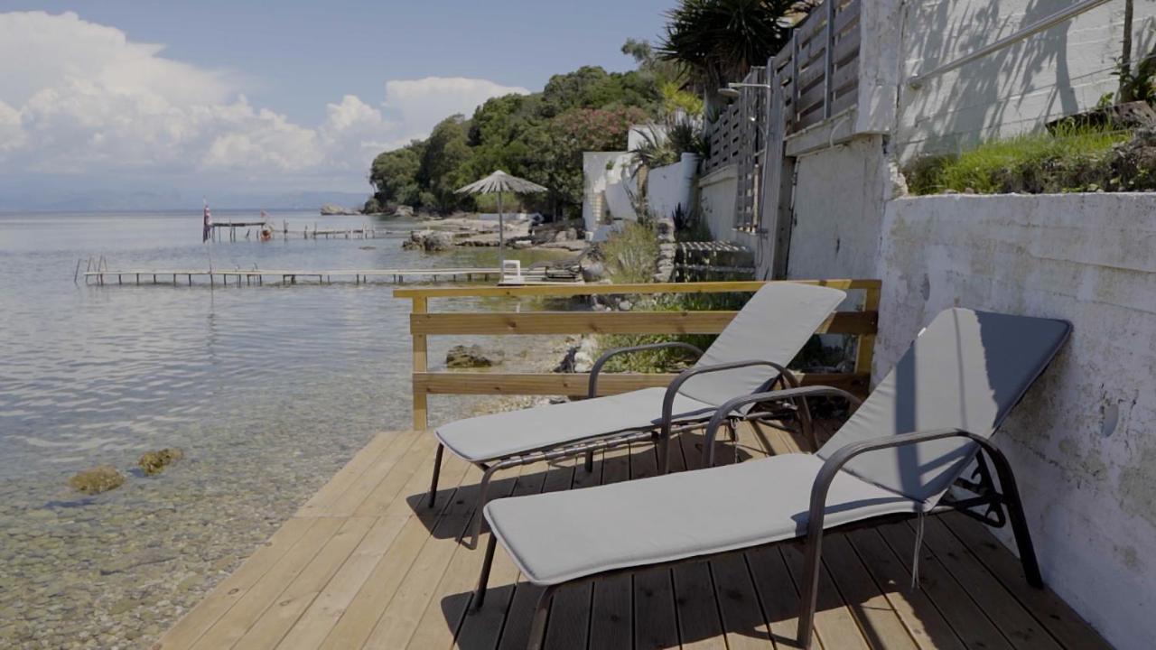 Paul Seafront House Villa Mesongí Екстериор снимка