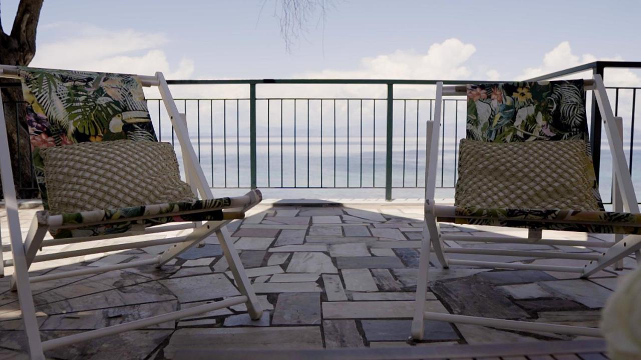 Paul Seafront House Villa Mesongí Екстериор снимка