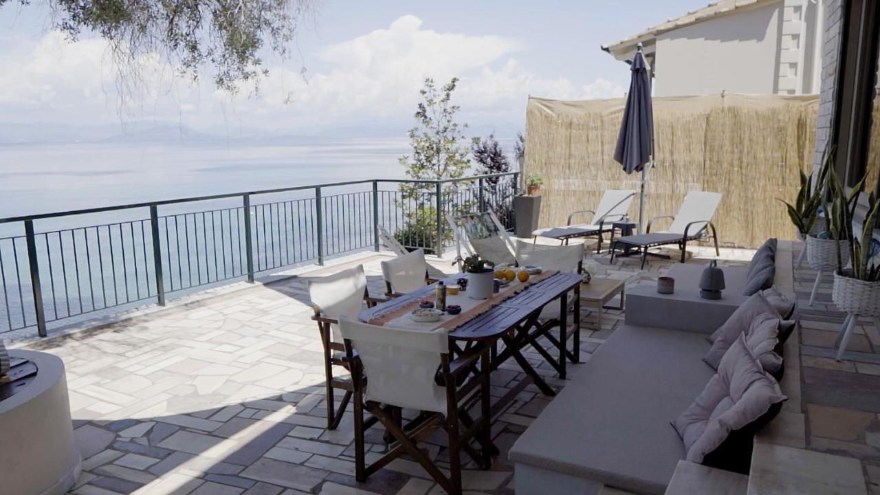 Paul Seafront House Villa Mesongí Екстериор снимка