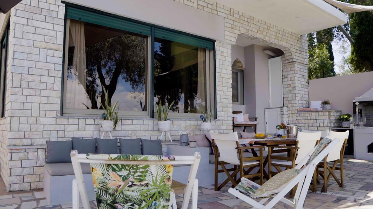 Paul Seafront House Villa Mesongí Екстериор снимка